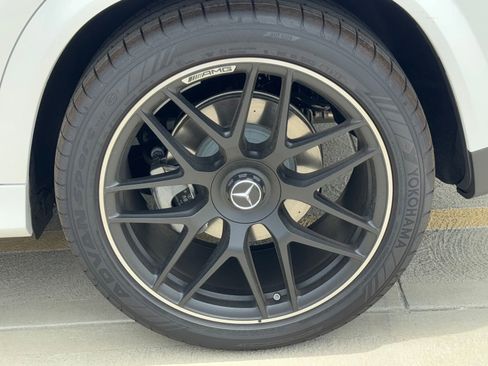 New 2026 Mercedes-Benz GLE 53 AMG 4MATIC Coupe image 14