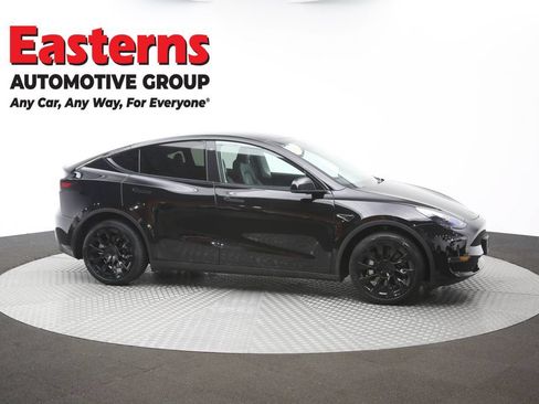 Used 2023 Tesla Model Y Long Range AWD/4WD image 41