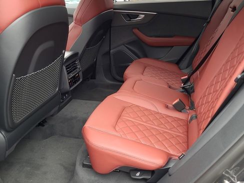 New 2026 Audi SQ8 Premium Plus image 8