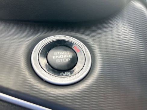 New 2025 Jeep Grand Cherokee Laredo X image 42