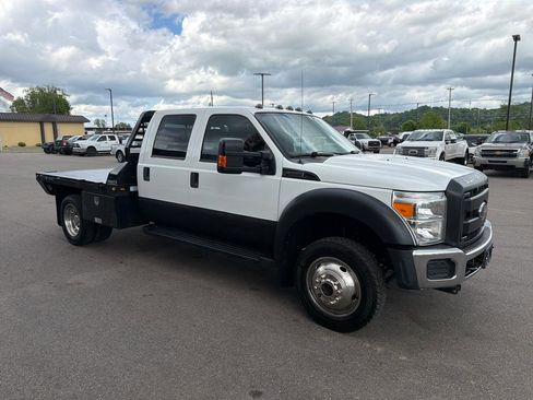 Used 2015 Ford F550 4x4 Crew Cab Super Duty image 3