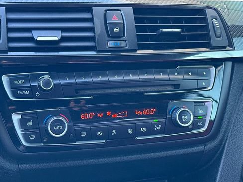 Used 2015 BMW M4 Convertible image 23