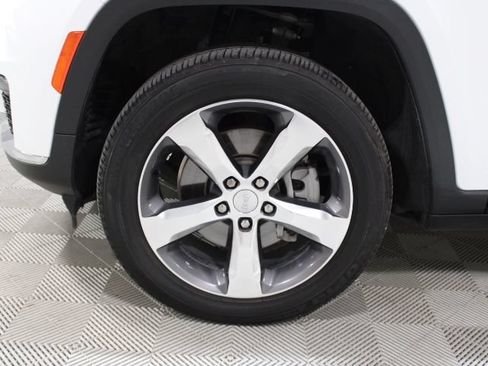 Used 2021 Jeep Grand Cherokee L Limited AWD/4WD image 42