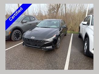 Used 2023 Hyundai Elantra SEL w/ Convenience Package video 1