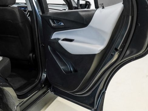 Used 2021 Chevrolet Equinox LT w/ LPO, Floor Liner Package AWD/4WD image 47