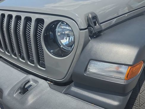 Used 2020 Jeep Wrangler Unlimited Sport AWD/4WD image 30