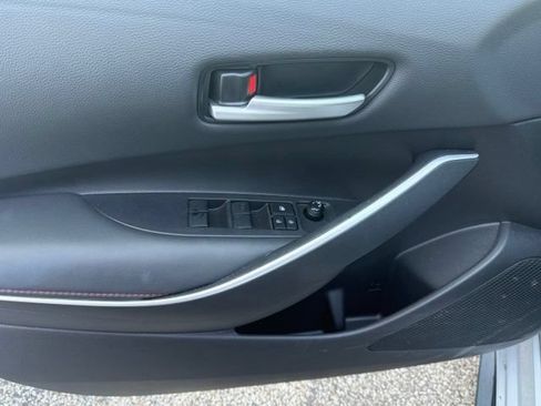 Used 2025 Toyota Corolla SE FWD image 23