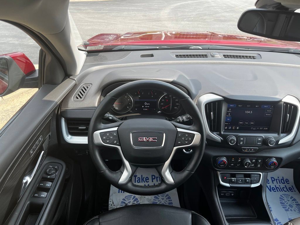 Used 2023 GMC Terrain SLT AWD/4WD image 8