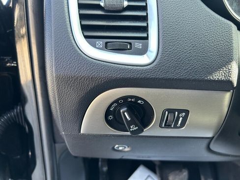 Used 2020 Dodge Durango SXT RWD image 16