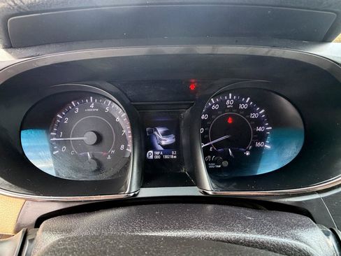 Used 2015 Toyota Avalon Limited FWD image 25