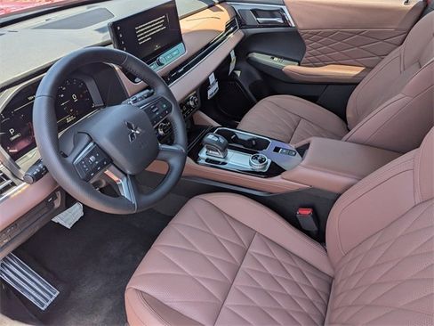 New 2025 Mitsubishi Outlander SEL image 10