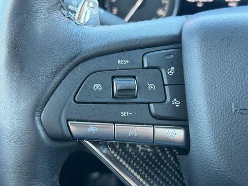 Used 2023 Cadillac XT6 Sport w/ Technology Package image 18