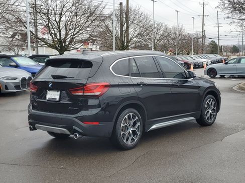 Used 2021 BMW X1 xDrive28i w/ Premium Package image 3