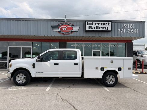 Used 2018 Ford F350 XL w/ Power Equipment Group RWD image 5