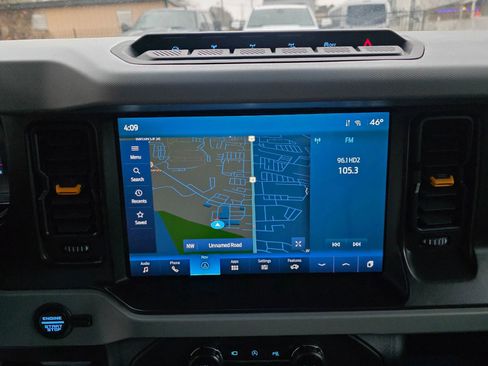 Used 2021 Ford Bronco Badlands image 15