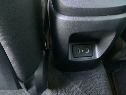 Certified 2025 Hyundai Elantra SE w/ Cargo Package image 24