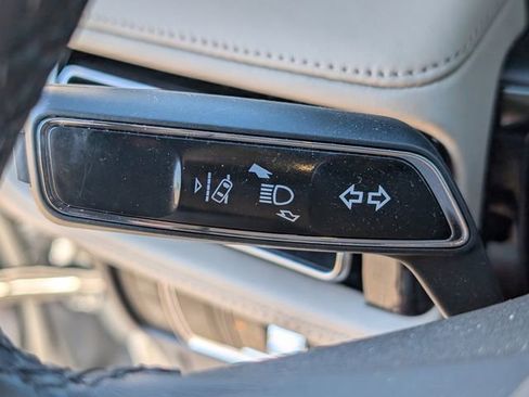 Used 2022 Lincoln Nautilus Reserve image 25