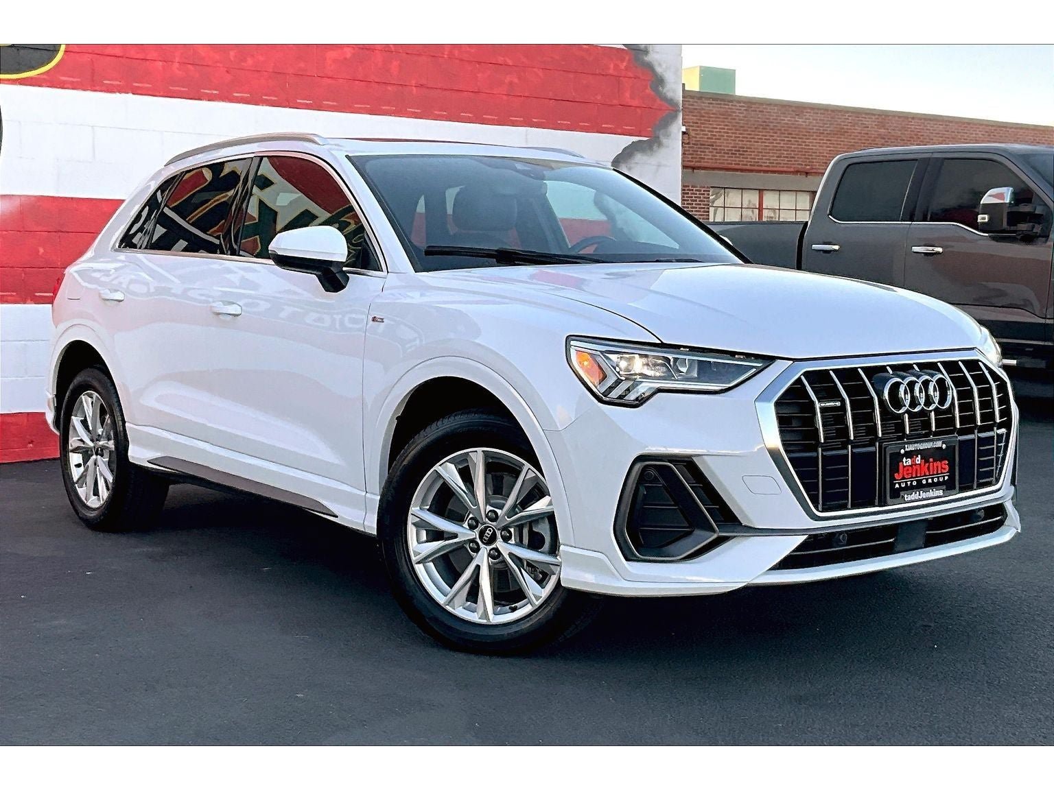 Used 2025 Audi Q3 2.0T Premium AWD/4WD image 12