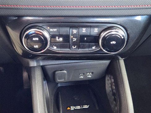 Certified 2025 Chevrolet TrailBlazer RS w/ Convenience Package FWD image 19