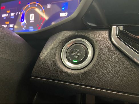 Used 2024 Chevrolet Colorado Trail Boss image 39