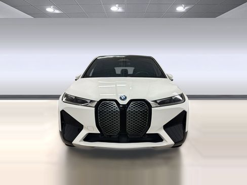 Certified 2024 BMW iX xDrive50 w/ Sport Package AWD/4WD image 5