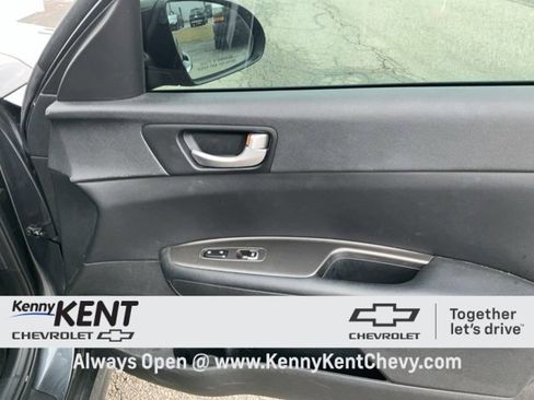 Used 2020 Kia Optima S image 15