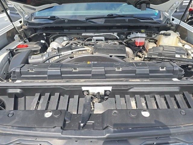Used 2024 Chevrolet Silverado 2500 LT AWD/4WD image 14