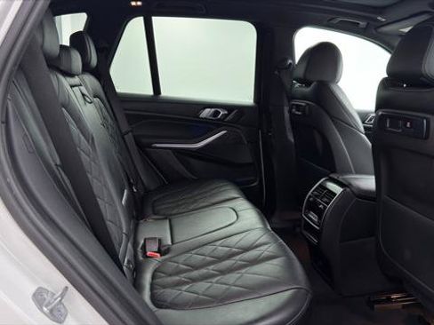 Used 2023 BMW X5 xDrive40i w/ Premium Package AWD/4WD image 19