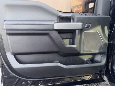 Used 2019 Ford F350 Platinum w/ Platinum Ultimate Package image 9