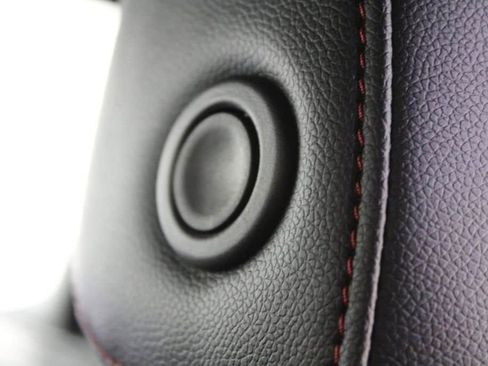 Used 2024 Chevrolet Equinox RS w/ RS Leather Package image 65