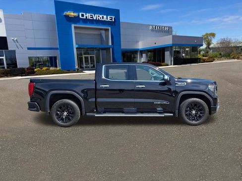 Used 2025 GMC Sierra 1500 Denali AWD/4WD image 28