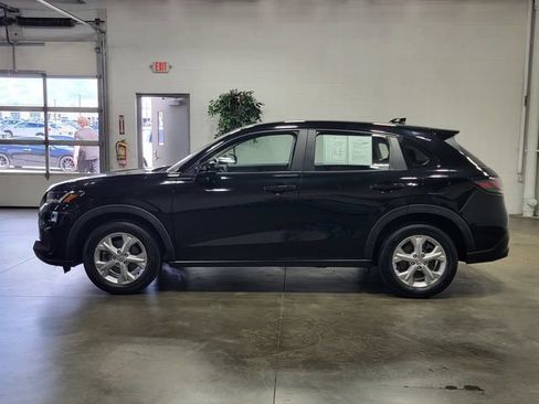 Certified 2023 Honda HR-V LX image 8