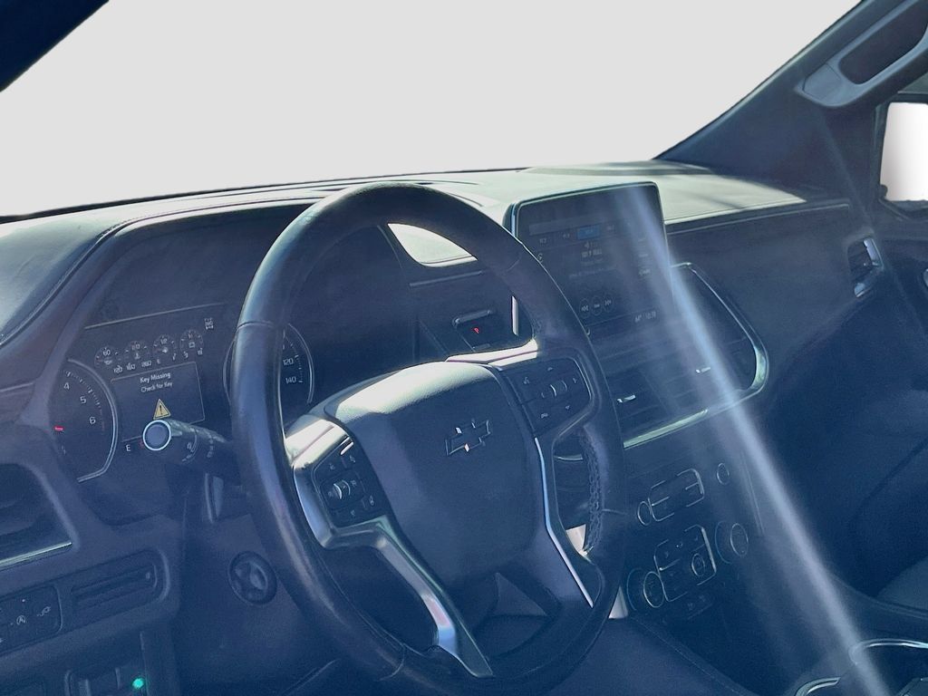 Used 2021 Chevrolet Tahoe Z71 w/ Z71 Off-Road Package AWD/4WD image 9