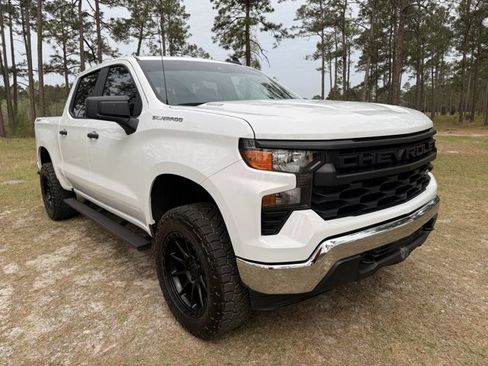 Used 2025 Chevrolet Silverado 1500 W/T w/ WT Value Package image 7