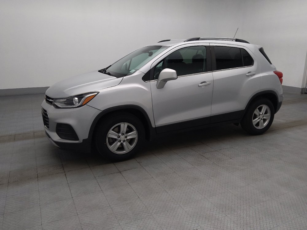 Used 2020 Chevrolet Trax LT FWD image 2