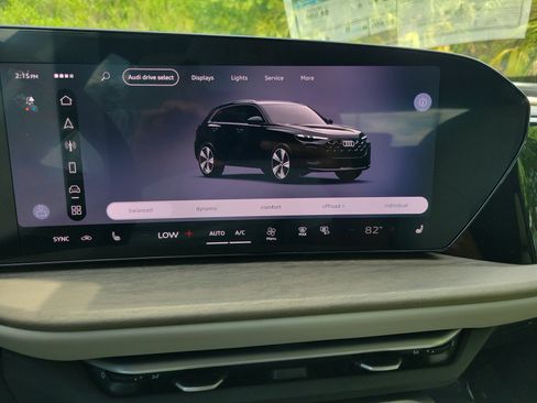 New 2026 Audi Q5 Premium image 25