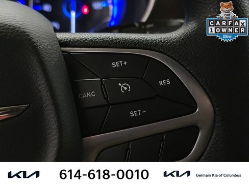 Used 2020 Chrysler Voyager L image 32