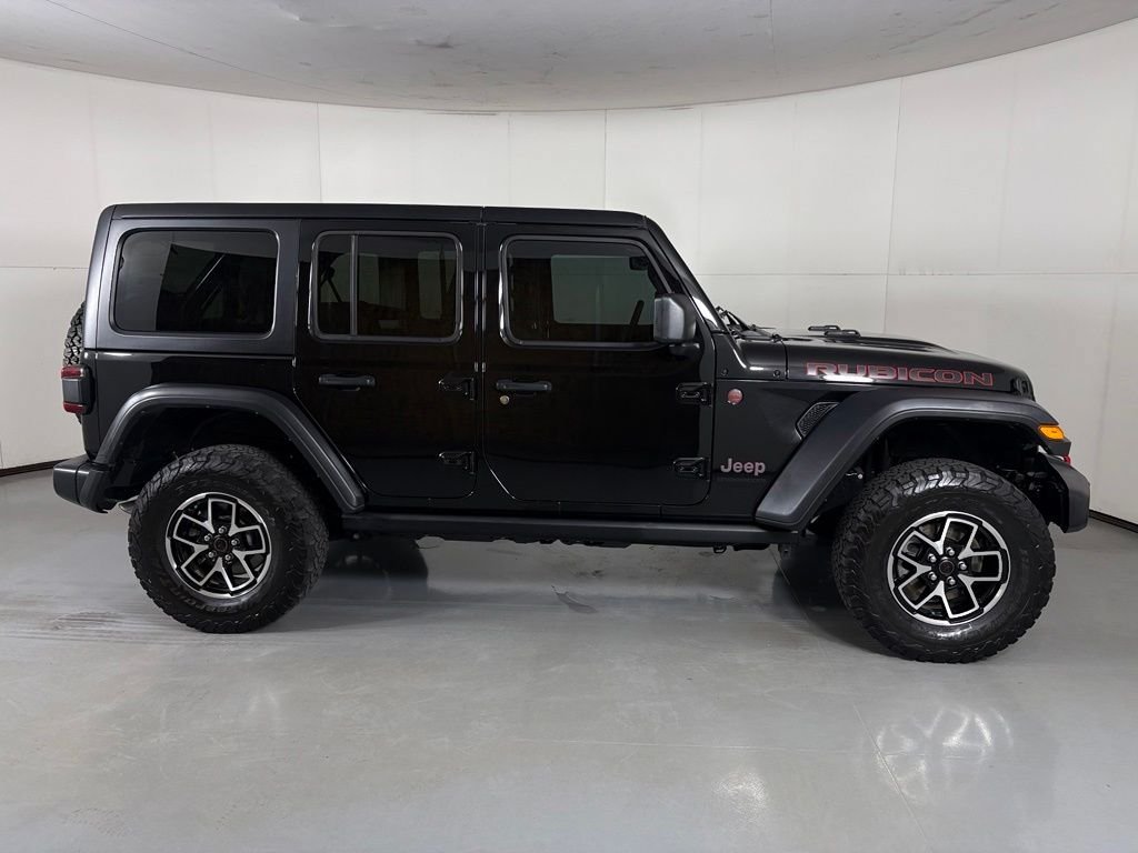 Used 2024 Jeep Wrangler Unlimited Rubicon w/ Technology Group AWD/4WD image 9