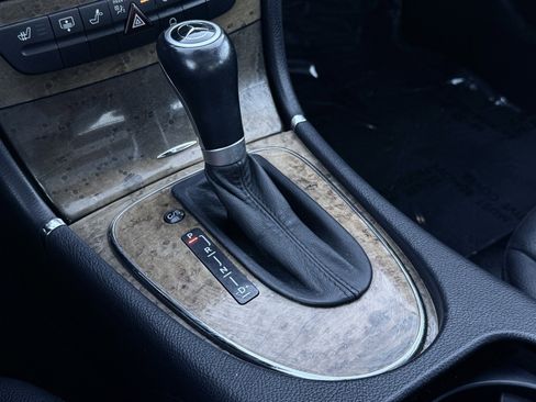 Used 2009 Mercedes-Benz E 350 E 350 image 28