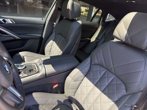 Certified 2025 BMW X6 M60i w/ Executive Package image 7