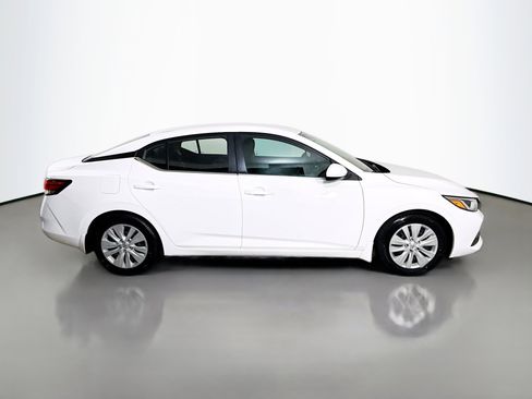 Used 2021 Nissan Sentra S image 11