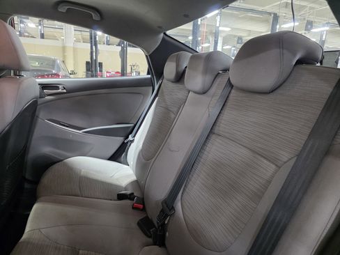 Used 2017 Hyundai Accent SE image 8