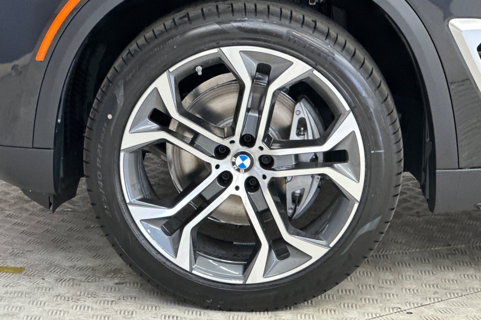 New 2026 BMW X5 sDrive40i RWD image 12