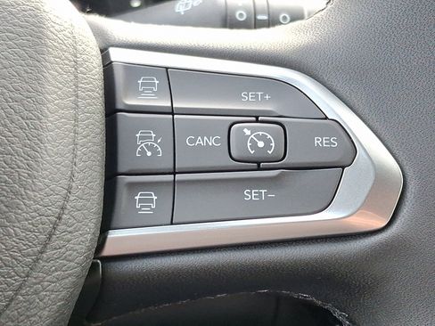 New 2026 Jeep Compass Limited AWD/4WD image 14