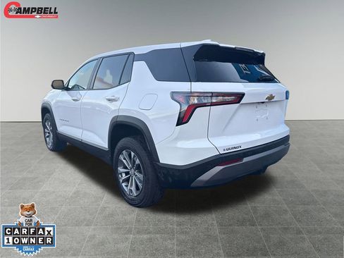 Used 2025 Chevrolet Equinox LT image 3