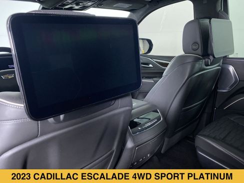 Certified 2023 Cadillac Escalade Sport Platinum w/ LPO, ONYX Package AWD/4WD image 19