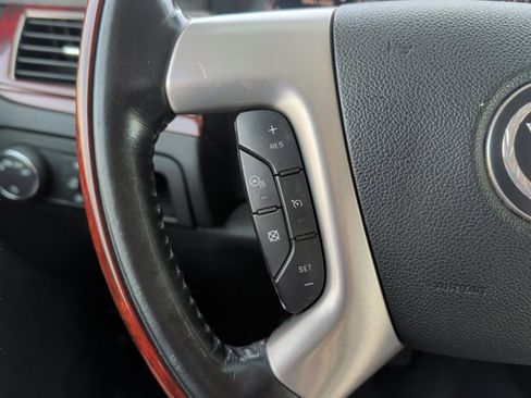 Used 2008 Cadillac Escalade EXT Base image 25