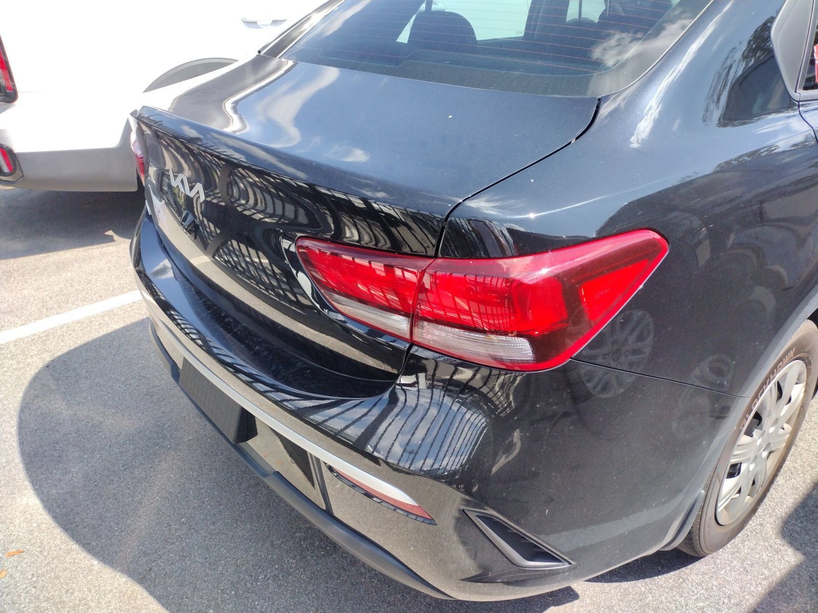 Used 2022 Kia Rio LX FWD image 5