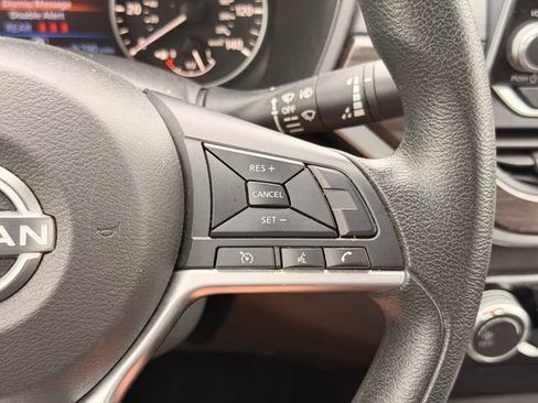 Used 2024 Nissan Altima 2.5 SV FWD image 26