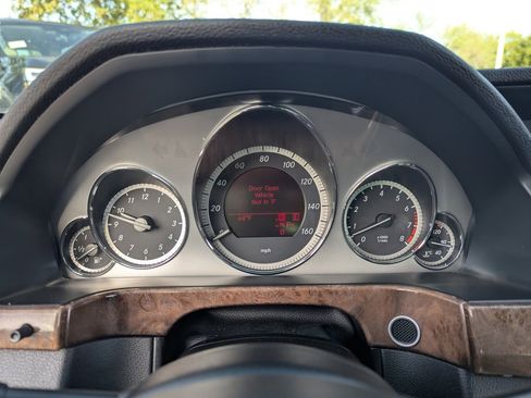 Used 2011 Mercedes-Benz E 350 Sedan image 29